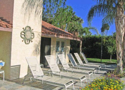 Triangle Inn Clothing Optional Resort For Men Palm Springs Extérieur photo
