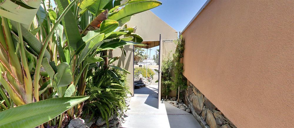 Triangle Inn Clothing Optional Resort For Men Palm Springs Extérieur photo
